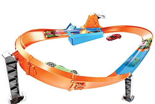 Brand new 🛒 Rapid Raceway Champion Action Hot Wheels Championship Track Speed Boost Oval Track Ages 4 And Older 🧨